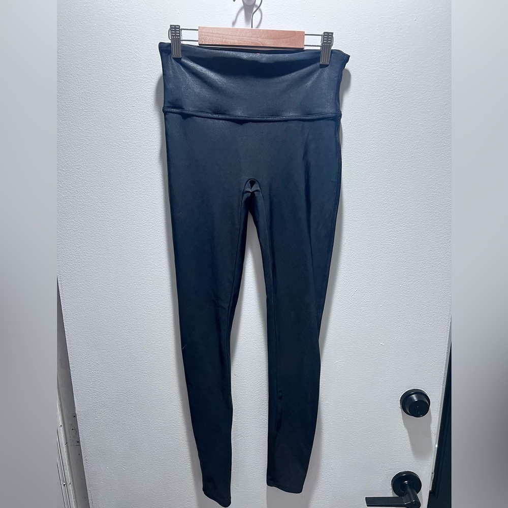 SPANX Black Faux Leather Leggings High-Waisted EUC Sz Medium - Picture 6 of 9